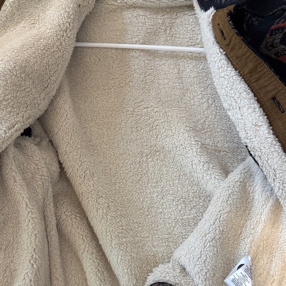 L Patterned Jacket / Shacket - Picture 3 of 5